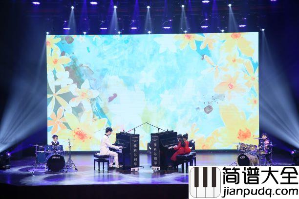 穆利尔钢琴助力“2019点亮中国”全国青少年儿童春节联欢晚会