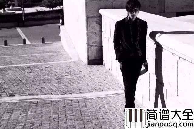 浅唱钢琴谱_许嵩_随风浅唱,染指流年