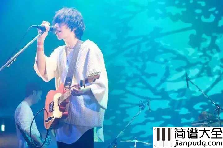 打上花火钢琴谱_米津玄师/DAOKO_世界并不美丽，却又因此美丽无比