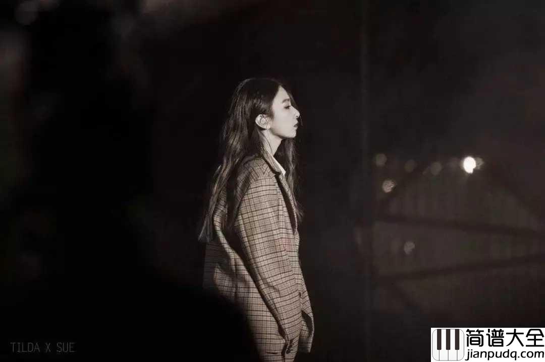 墨绿的夜简谱_田馥甄_在这夜里尽情歌唱