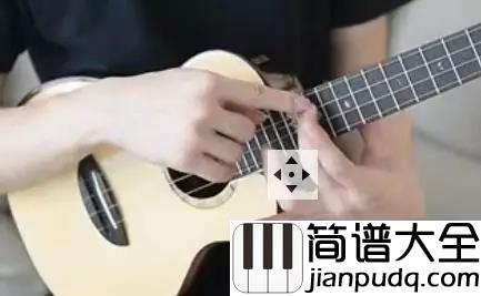 尤克里里：加入这些技巧，让指弹独奏更加丰富！！